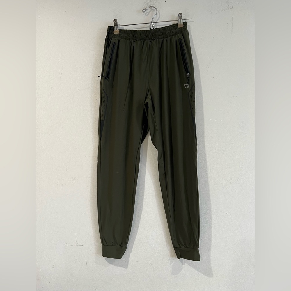 Baleaf Leaf green Flyleaf Mid Rise Seamless Lightweight Joggers Women's M
